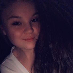 Meet your Posher, Tori